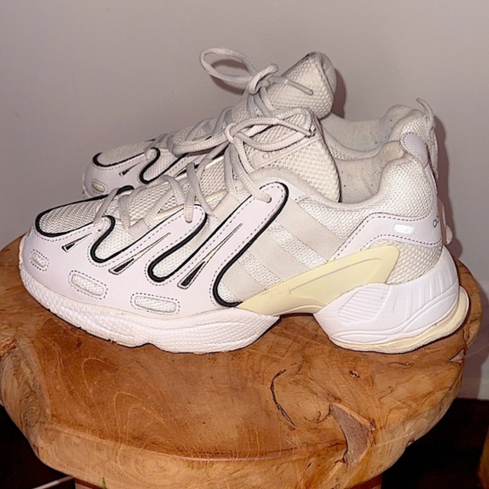 Women’s Adidas White Sneakers Size 7